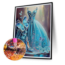 Load image into Gallery viewer, Diamond Painting - Partial Special Shaped - blue wedding dress (30*40CM)
