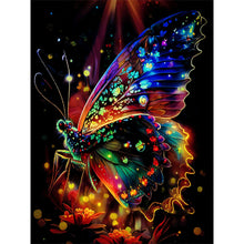 Load image into Gallery viewer, Diamond Painting - Full Round - Luminous Butterfly (30*40CM)
