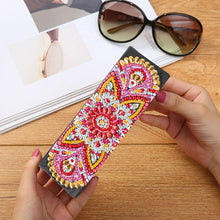 Load image into Gallery viewer, DIY Diamond Painting Leather Sunglass Storage Box Mandala Flowers (Q39)
