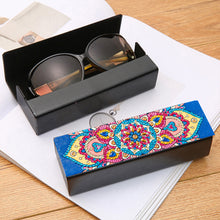 Load image into Gallery viewer, DIY Diamond Painting Leather Sunglass Storage Box Mandala Flowers (Q47)

