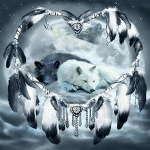 Load image into Gallery viewer, Diamond Painting - Full Round - white wolf and black wolf (30*30CM)
