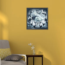 Load image into Gallery viewer, Diamond Painting - Full Round - white wolf and black wolf (30*30CM)

