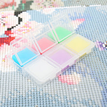 Load image into Gallery viewer, DIY Diamond Painting Wax 2x2cm 30pcs Glue Clay Wax Tool Set(Green)
